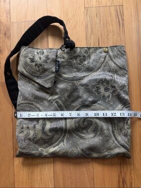 Carogi bag in green and gold